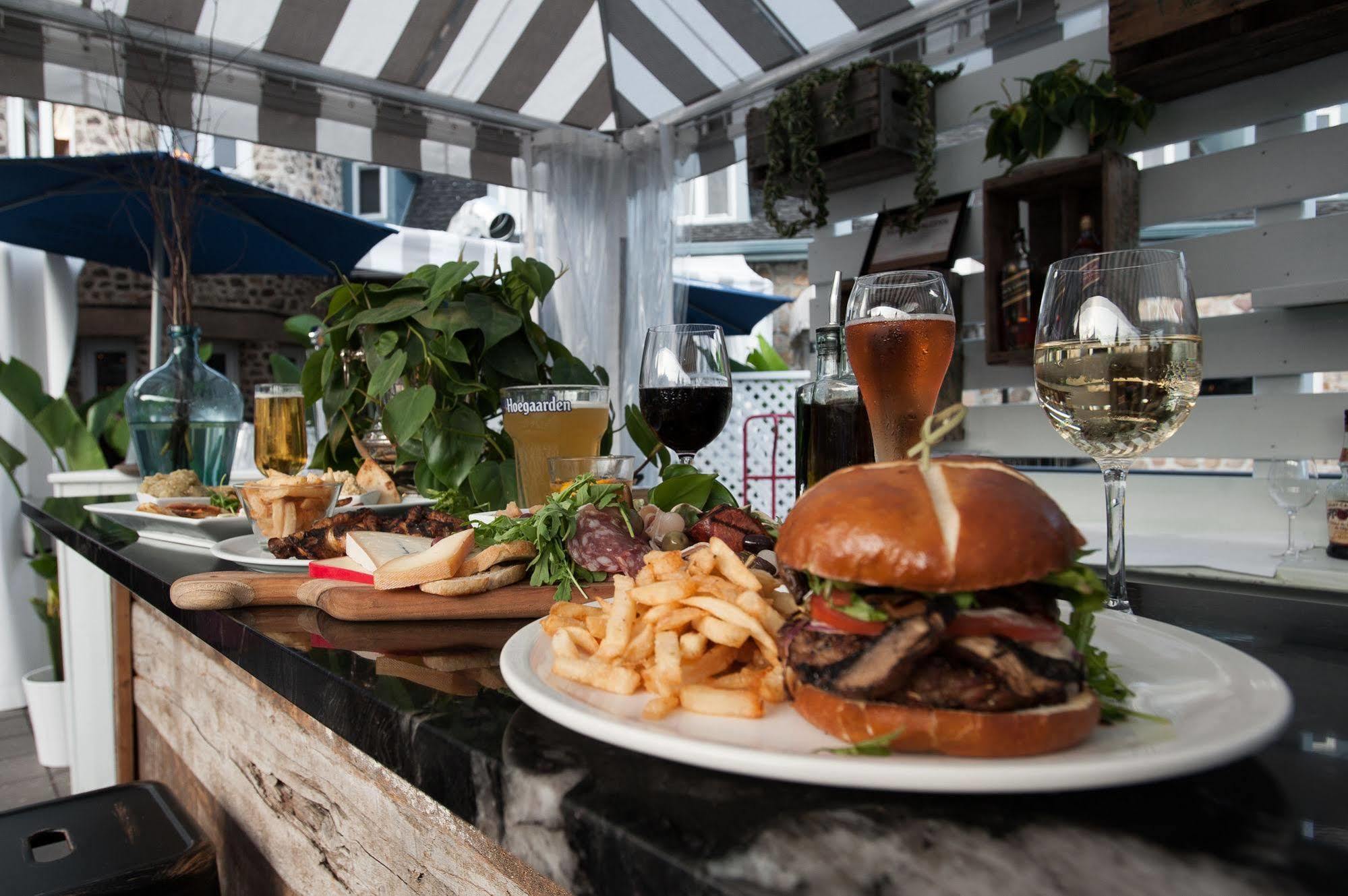 Hotel Le Chantecler แซ็ง-ตาแดล ภายนอก รูปภาพ